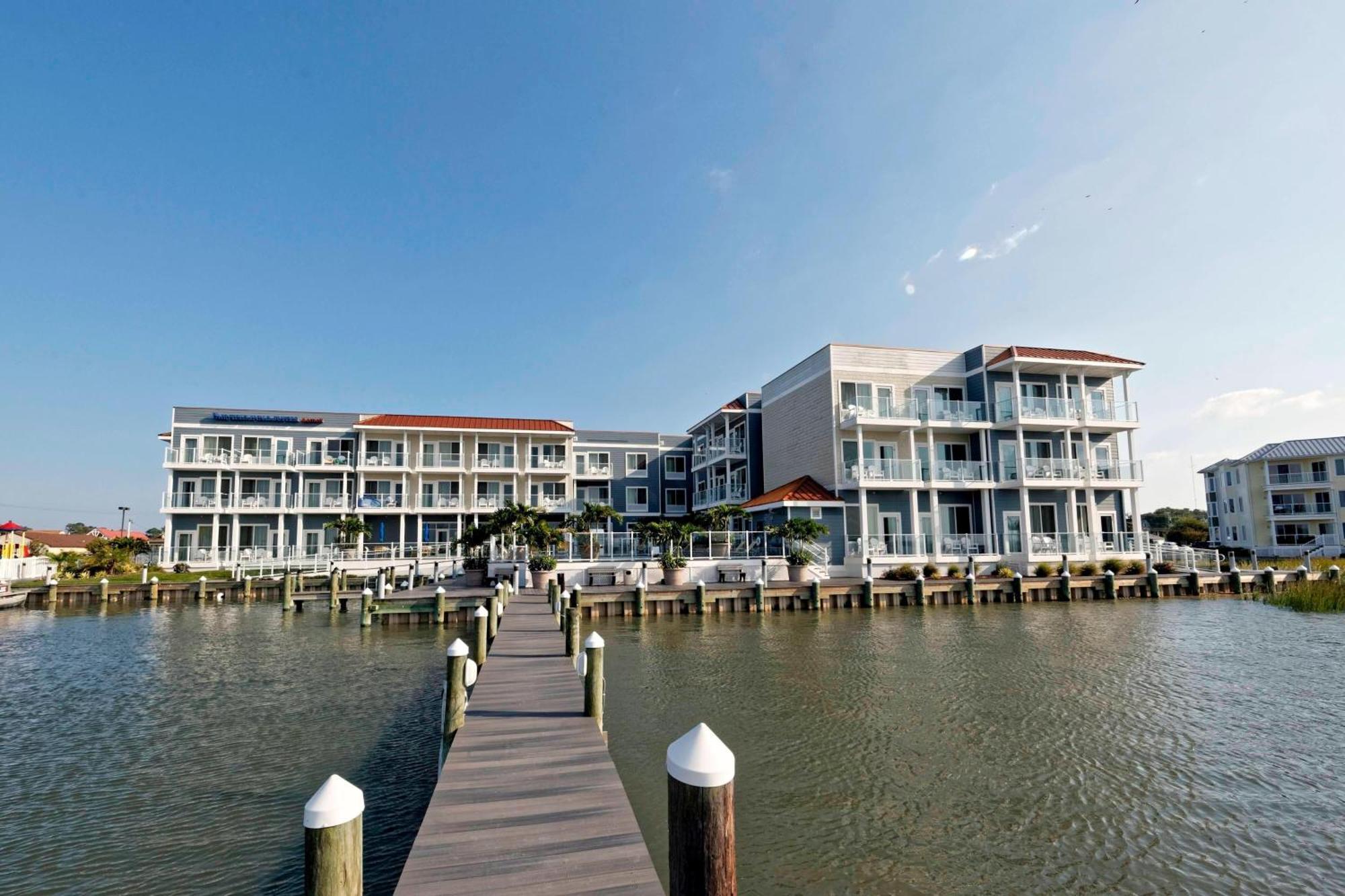 Fairfield Inn & Suites By Marriott Chincoteague Island Waterfront Экстерьер фото